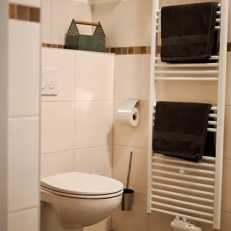 Poessnecker Werkstaetten - Martin Luther *