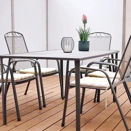 Poessnecker Werkstaetten - Martin Luther * Pößneck