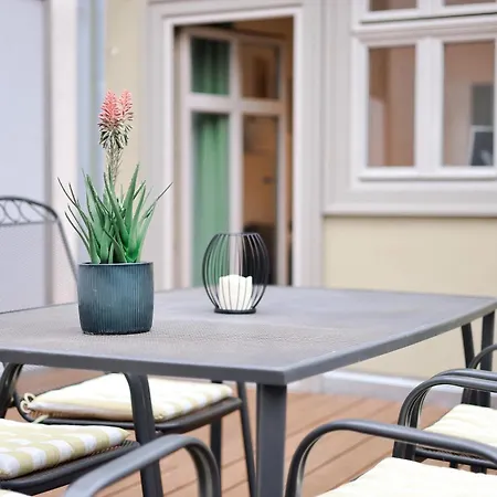 Appartement Poessnecker Werkstaetten - Martin Luther Pößneck