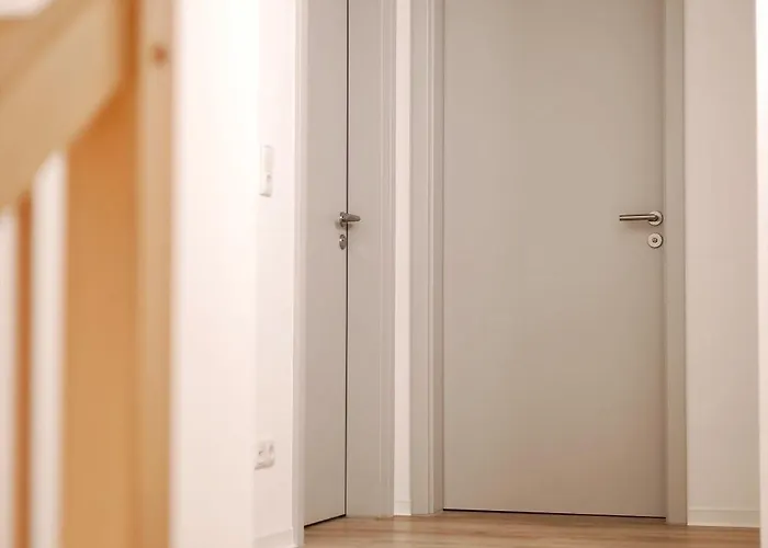 Poessnecker Werkstaetten - Martin Luther